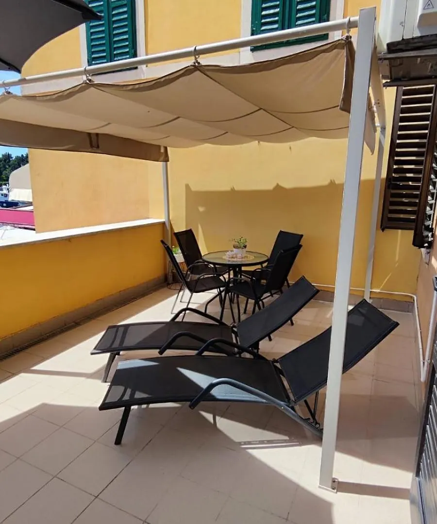 Center Of Rovinj, Sea View Apartment